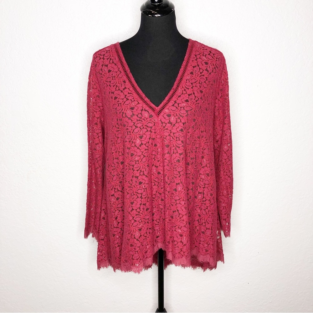 Free People red floral lace eyelet trim v neck top size Small